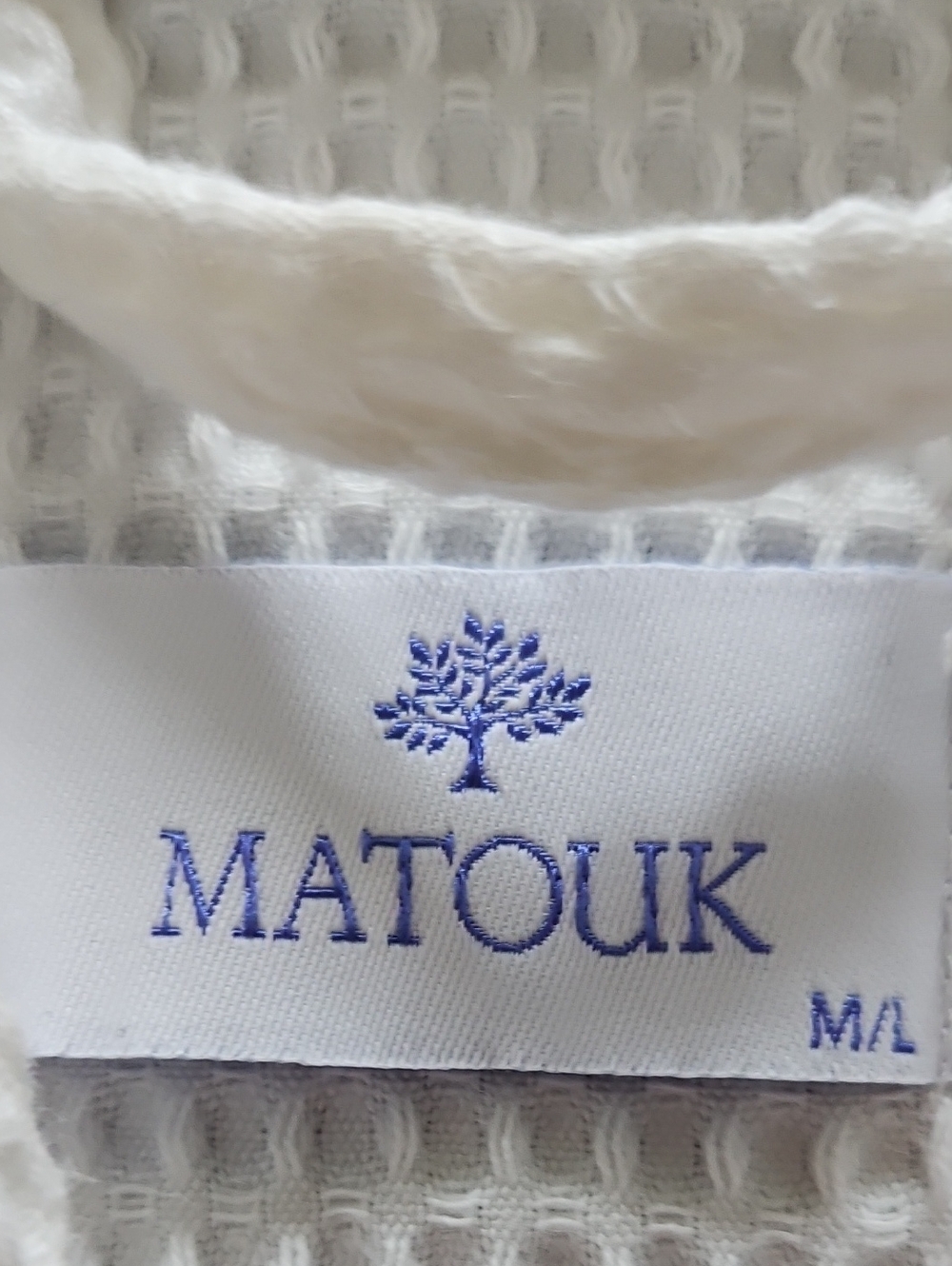 Matouk Waffle Robe White Size Medium/ Large - Picture 9 of 11